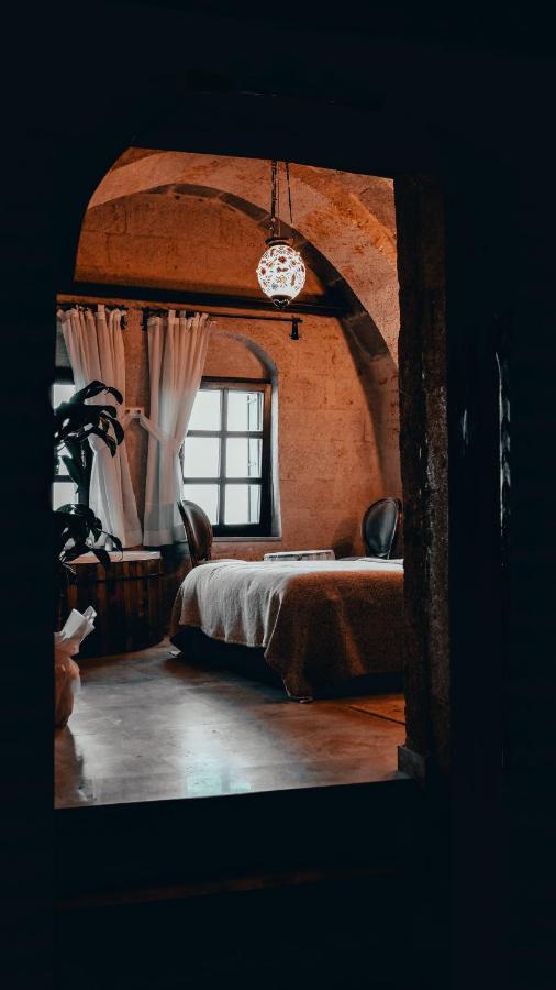 Karma Cappadocia Bed & Breakfast Ючхисар Екстериор снимка