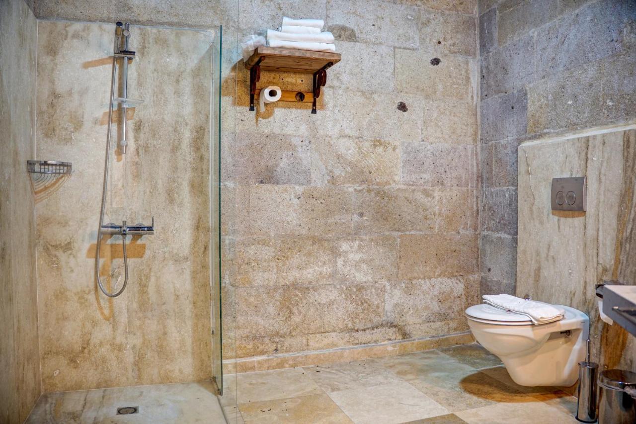 Karma Cappadocia Bed & Breakfast Ючхисар Екстериор снимка