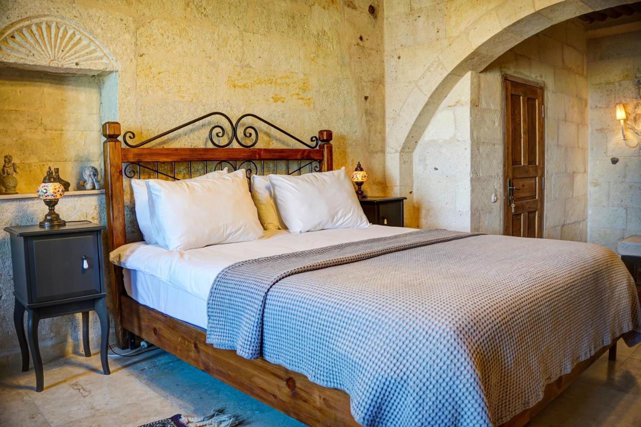 Karma Cappadocia Bed & Breakfast Ючхисар Екстериор снимка