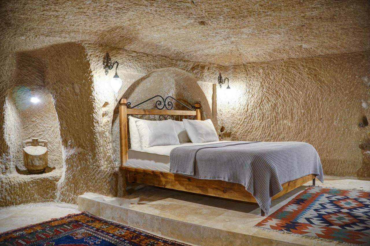 Karma Cappadocia Bed & Breakfast Ючхисар Екстериор снимка