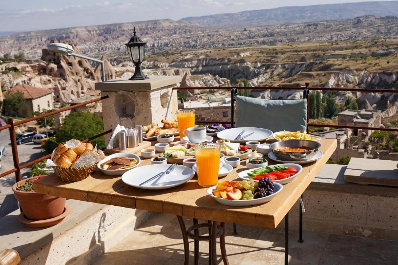 Karma Cappadocia Bed & Breakfast Ючхисар Екстериор снимка