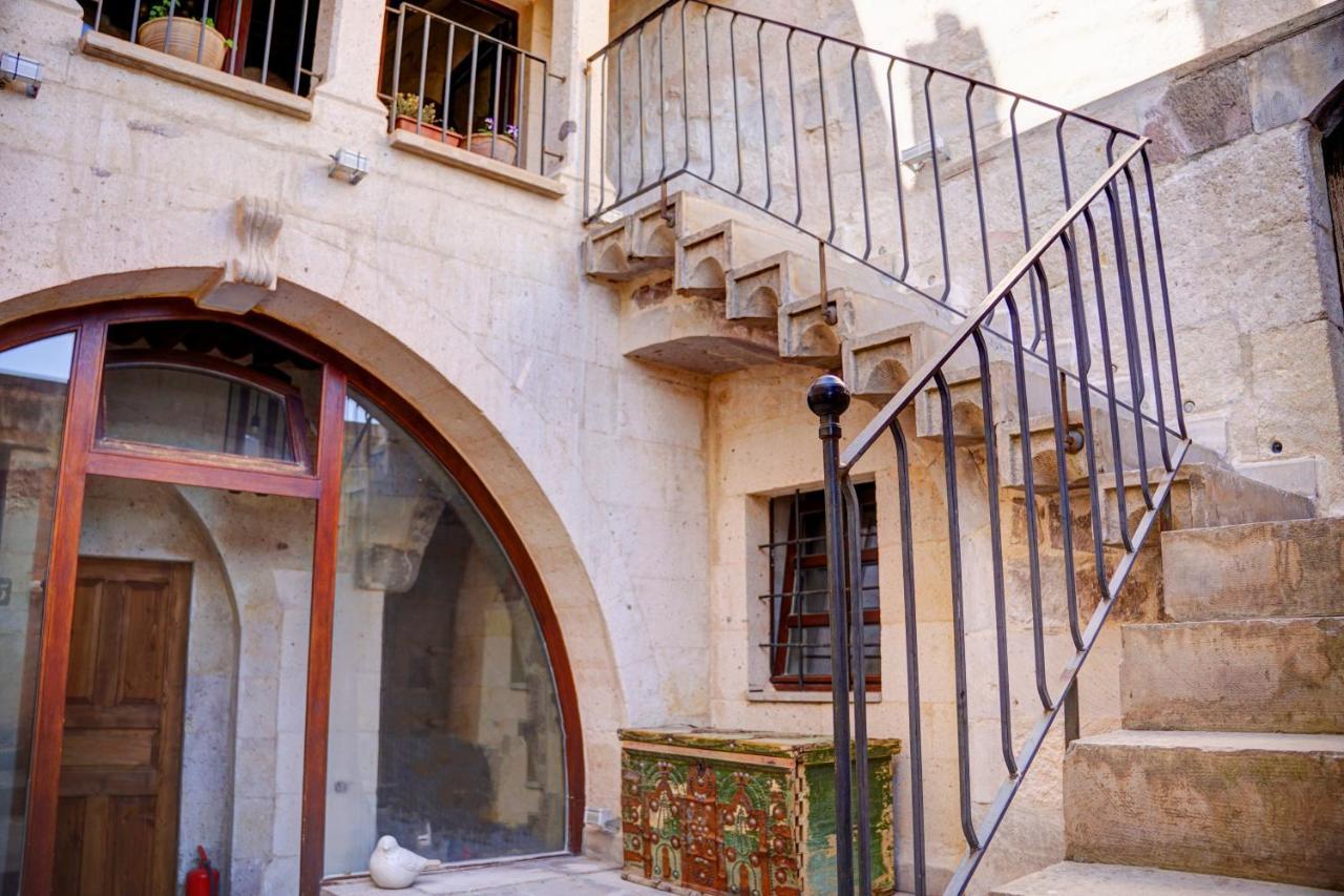 Karma Cappadocia Bed & Breakfast Ючхисар Екстериор снимка