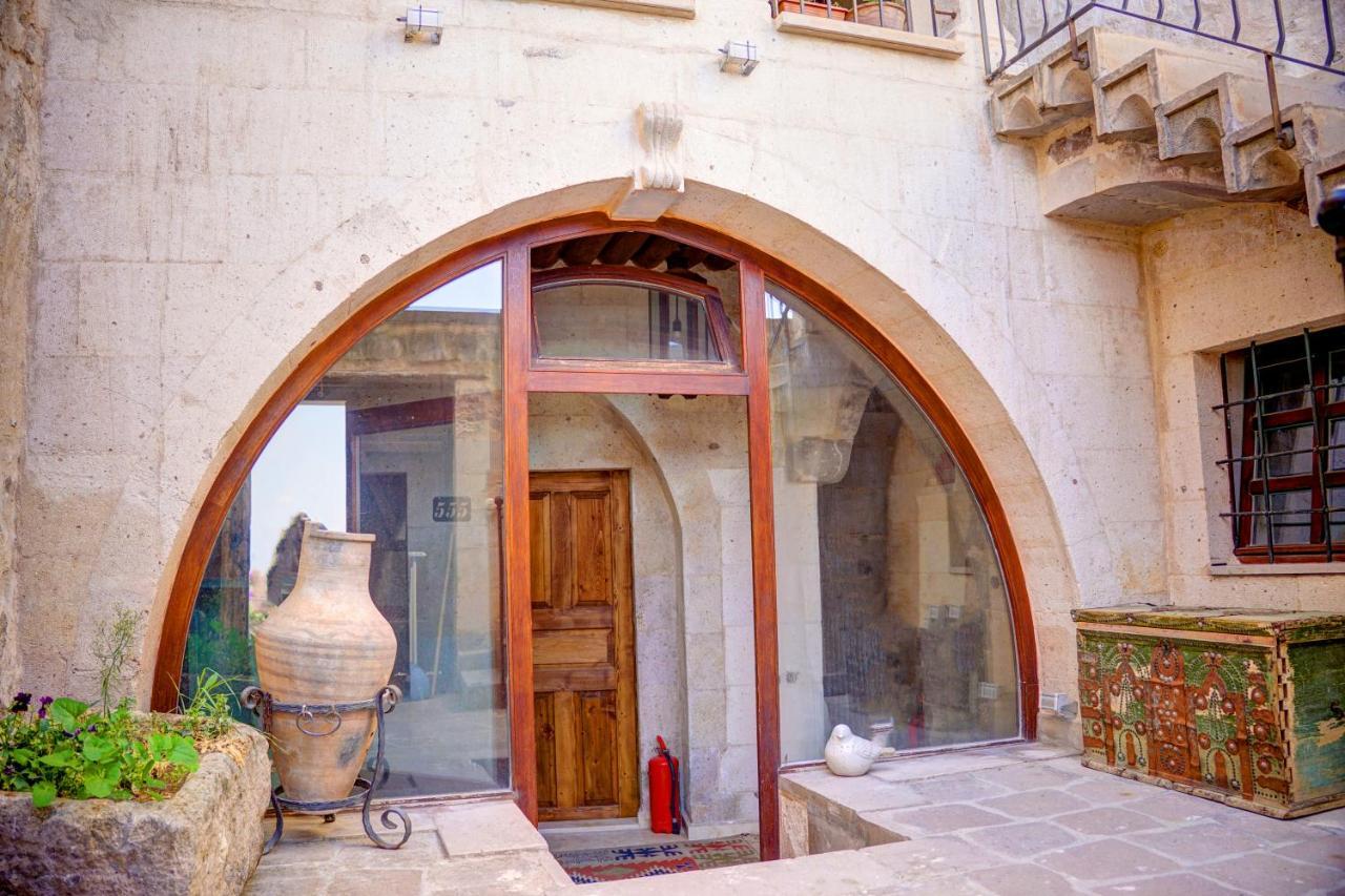 Karma Cappadocia Bed & Breakfast Ючхисар Екстериор снимка