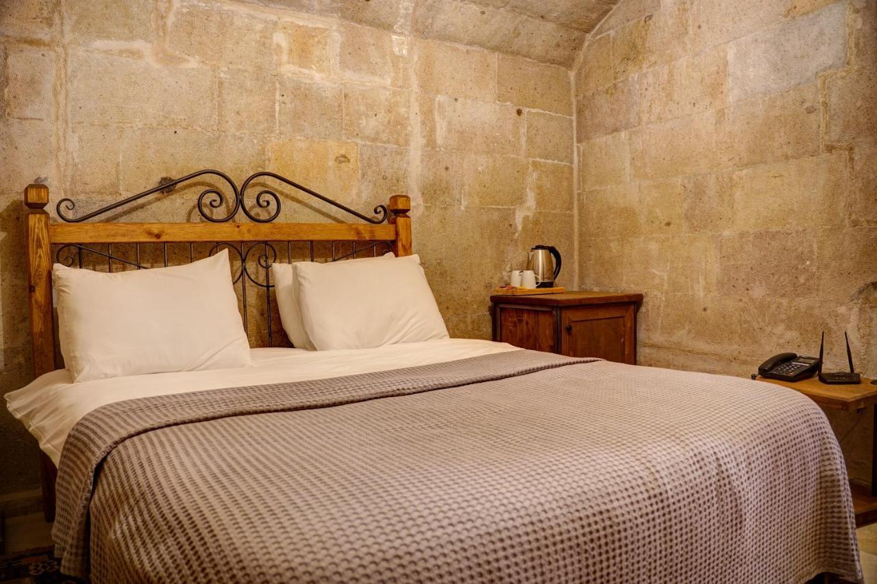 Karma Cappadocia Bed & Breakfast Ючхисар Екстериор снимка
